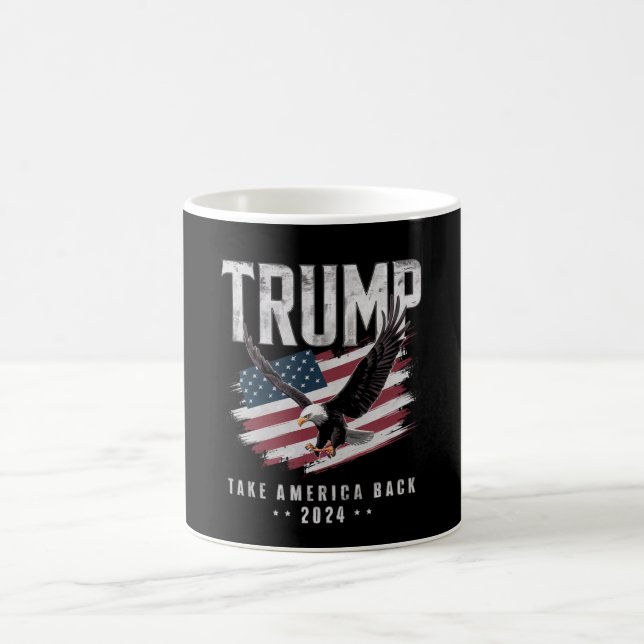 Taza De Café Trump recuerda la cosecha electoral de 2024 en Est (Centro)