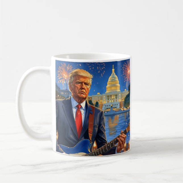 Taza De Café Trump toca guitarra eléctrica en fuegos artificial (Izquierda)