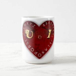 Taza De Café Tú y yo - juego del alfabeto en un corazón rojo