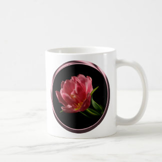 Taza de café tulipán de doble flor de primavera