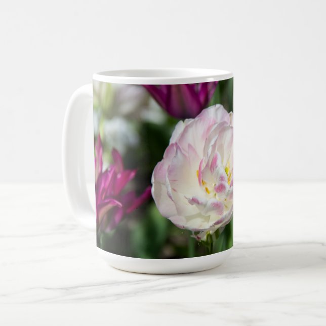 Taza De Café Tulipanes rosa brillante en un día soleado (Anverso izquierdo)