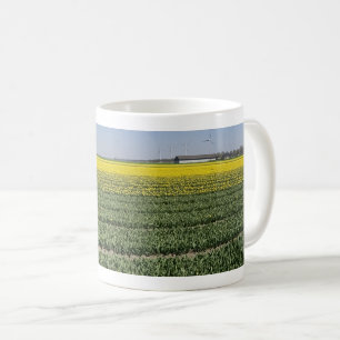 Taza De Café Tullitos Amarillos Campo Café Panorámico Mug