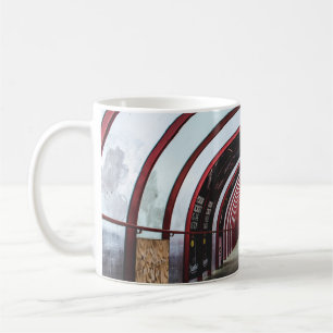 TAZA DE CAFÉ TÚNEL DE VIDRIO ROJO Y BLANCO VACÍO