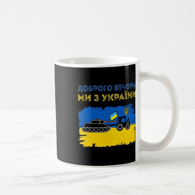 Taza De Café Ukrainian Tractor Pulls A Russian Tank Funny Meme  (Derecha)