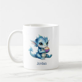Taza De Café Un bebé dragón azul lindo comiendo un pastel