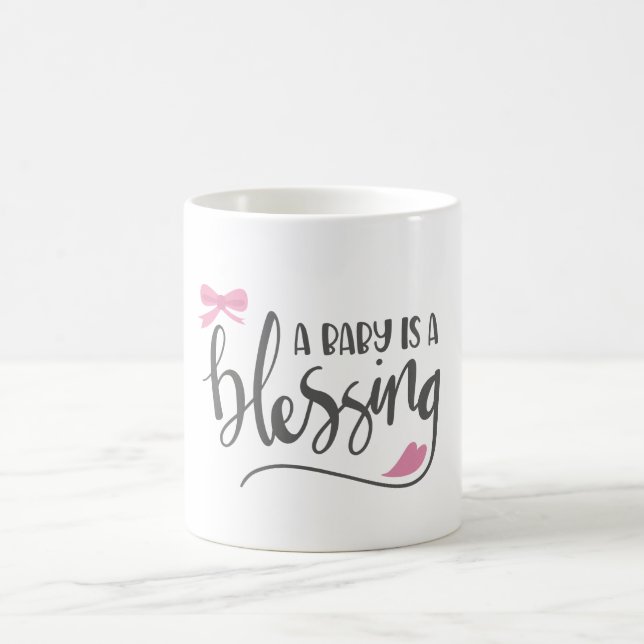 Taza De Café Un bebé es una bendición, un bebé Chica (Centro)