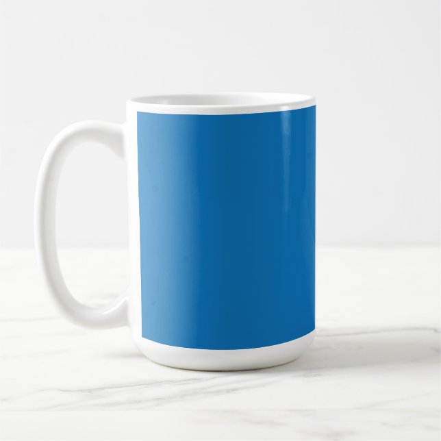 Taza De Café Un cielo azul claro sin nubes llena toda la f (Izquierda)