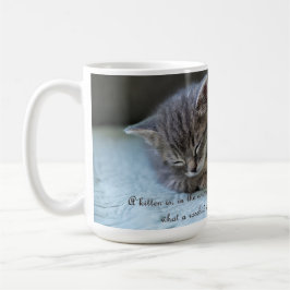 Taza De Café Un gatito es un cerdo de gato dorado