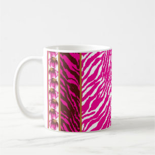 Taza De Café Un intrincado patrón floral en rosa y blanco, arte