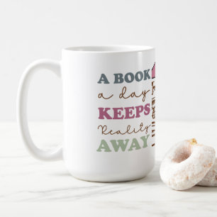 Taza De Café Un libro al día mantiene la realidad alejada