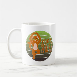 Taza De Café Un lindo gato gracioso haciendo yoga. diseño diver