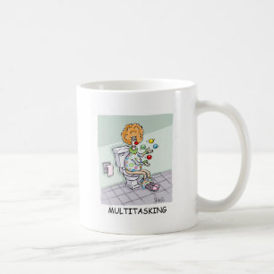 Taza De Café Un payaso divertido y multitarea que malabarilla
