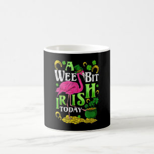 Taza De Café Un Poco Irlandés Hoy Día De Los Patrones Flamingo