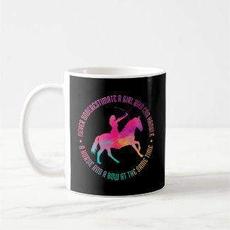 Taza De Café Un Que Puede Manejar Un Caballo Y Un Arco Montado 