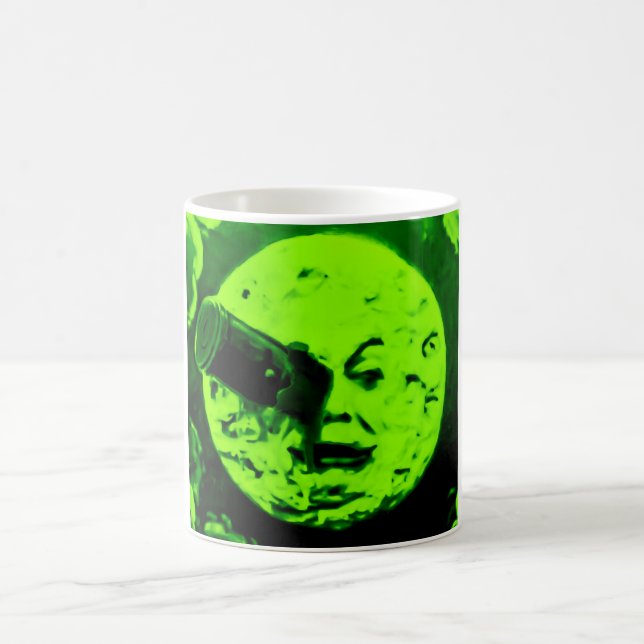 Taza De Café Un viaje a la luna (verde retro marciano) (Centro)