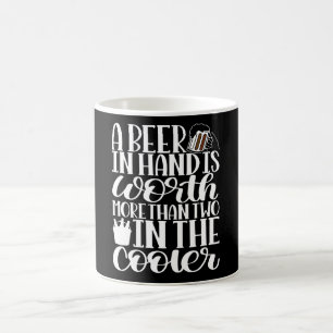 Taza De Café Una CERVEZA en mano vale más