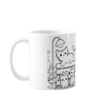 Una dama de gato con sus gatos en un banco