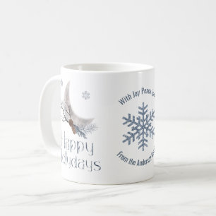 Taza De Café Una Luna Creciente, Cones De Pino. Felices fiestas