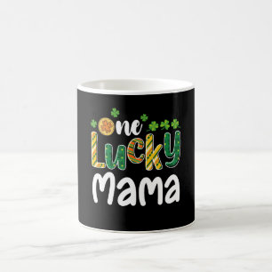 Taza De Café Una Mamá Afortunada Día de San Patricio Familiar a