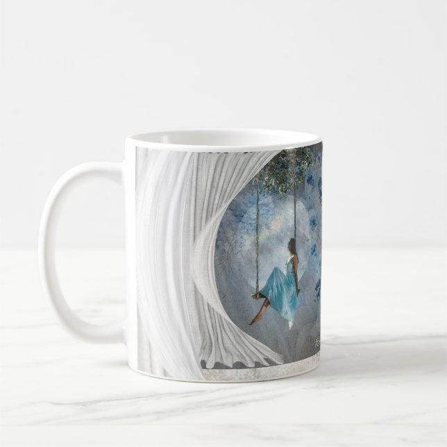 Taza De Café Una mujer con un vestido azul en un columpio (Izquierda)