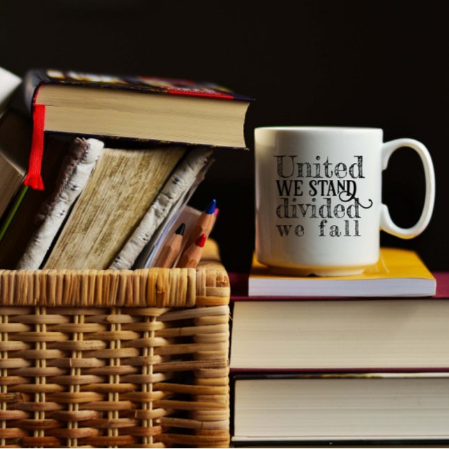 Taza De Café Unidos, estamos alentando a (Subido por el creador)