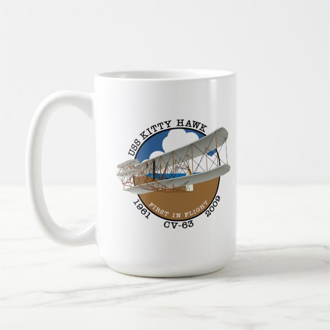TAZA DE CAFÉ USS KITTY HAWK CV-63 1961-2009 MUG (Izquierda)