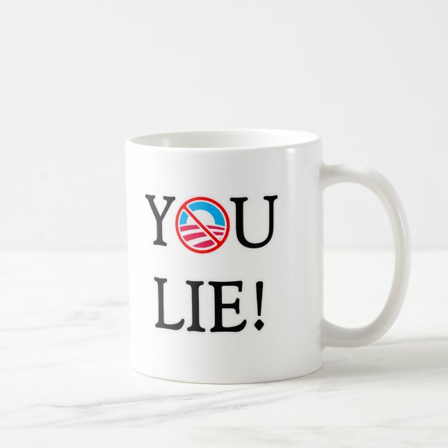 Taza De Café Usted miente camiseta (Derecha)