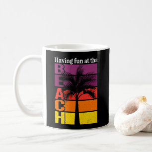 Taza De Café Vacaciones veraniegas divertidas en el retro de la