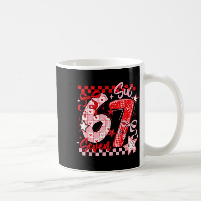 Taza De Café Valentine's Day 67 Six Seven Preppy Hearts Coquett (Derecha)