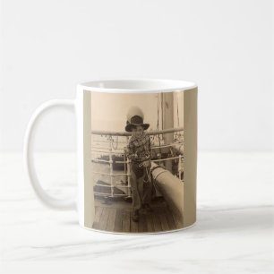 Taza De Café Vaquero juvenil a bordo de 1935