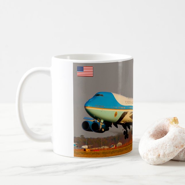 TAZA DE CAFÉ VC-25A (747-200B) (Con donut)