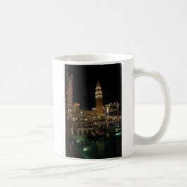 Taza De Café Veneciano en la noche