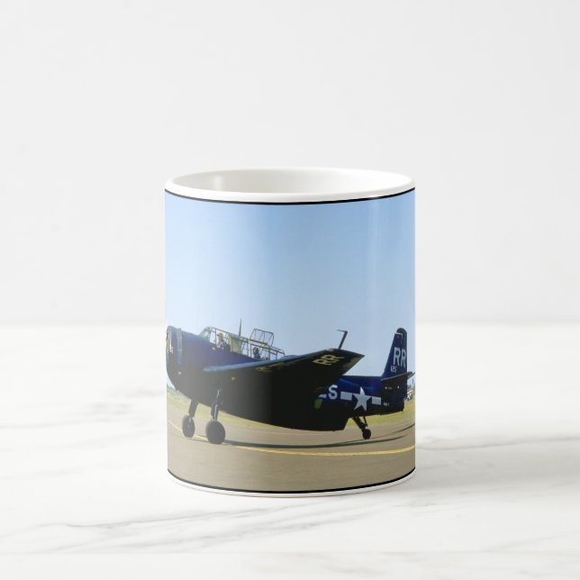 Taza De Café Vengador de Grumman TBM, aviones izquierdos de (Centro)