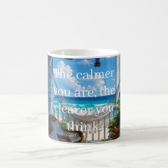 Taza De Café Veranda costera con hamaca y mar turquesa (Centro)