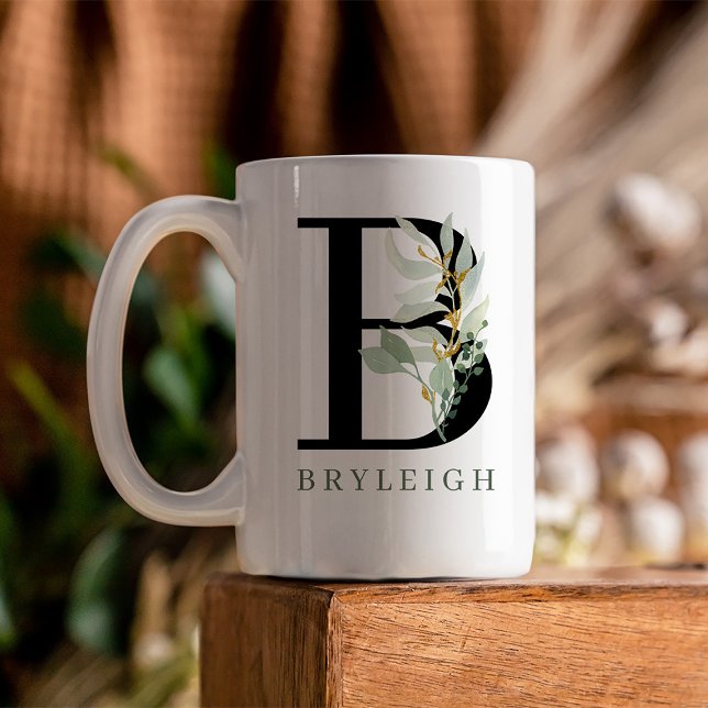 Taza De Café Verde acuático inicial monograma (This mug features a monogram with watercolor greenery with gold and the name below in green.)