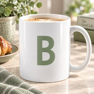 Taza De Café Verde Salvia Letra Inicial Grande Moderna y Negrit