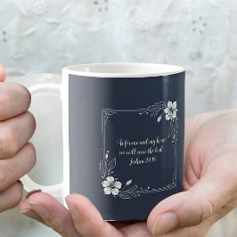 Taza De Café Versículo de la Biblia personalizable con flores b