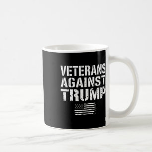 Taza De Café Veteranos Contra El Racismo De Trump