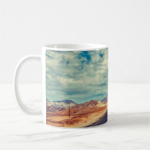 Taza De Café Viaje estilo hipster con efecto retro vintage