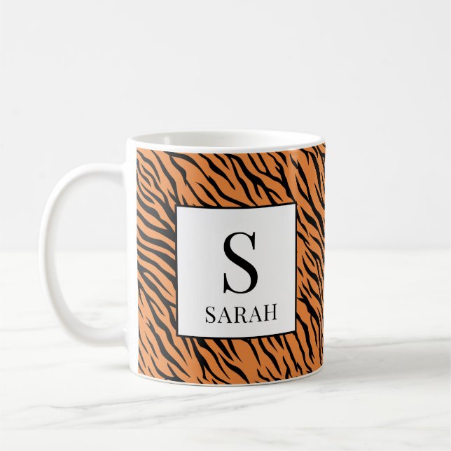 Taza De Café Vibrant Tiger Stripe Custom Initial Name Mug (Izquierda)