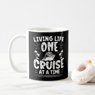 Taza De Café Vida Viva Un Cruceros A La Vez Un Buque De Crucero