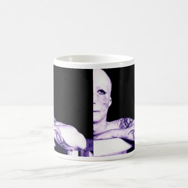 Taza De Café vidrio semivacío, vidrio semivacío (Centro)