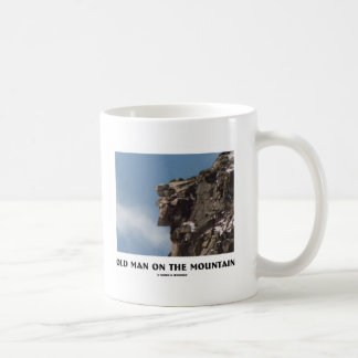 Taza De Café Viejo hombre en la montaña (ilusión óptica)