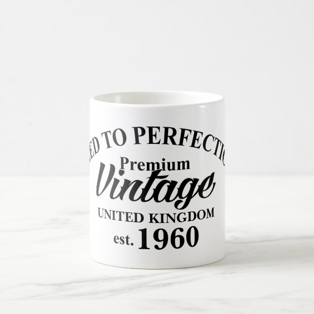 Taza De Café Viñeta de edad a perfección divertido (Centro)