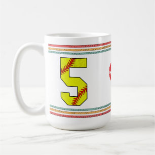 Taza De Café Vintage Retro Softbol Número 5 Distorsionado