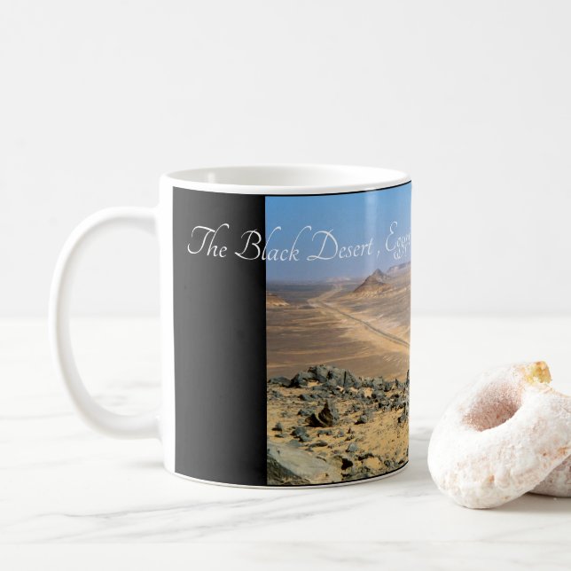 Taza De Café Vista del desierto negro, Farafra, Egipto (Con donut)
