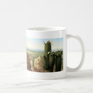 Taza De Café Vista desde la montaña Maricopa cerca del río Gila