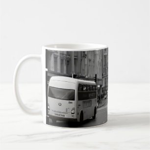 Taza De Café Vista elegante de la calle