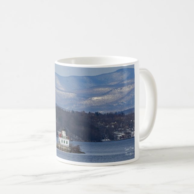 Taza De Café Vista invernal del faro de Esopus Meadows (Anverso derecho)