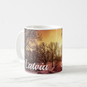 Taza De Café Vista panorámica del parque de nieve durante la pu